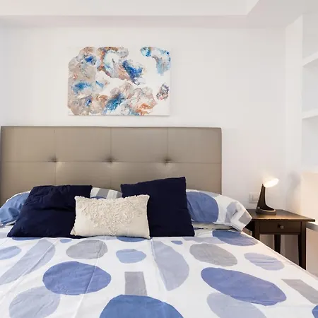 Home2book Center Design Cruz Apartman *