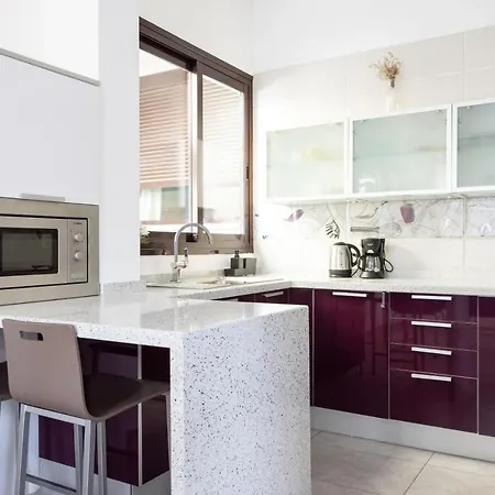 Home2book Center Design Cruz Apartman